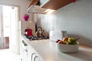 Mh Guell Apartments Barcelona Exterior photo